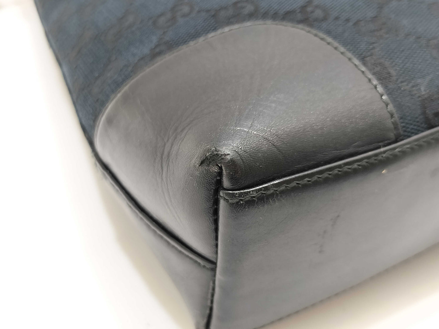 GUCCI GG Canvas Gucci One-Shoulder Shoulder Bag