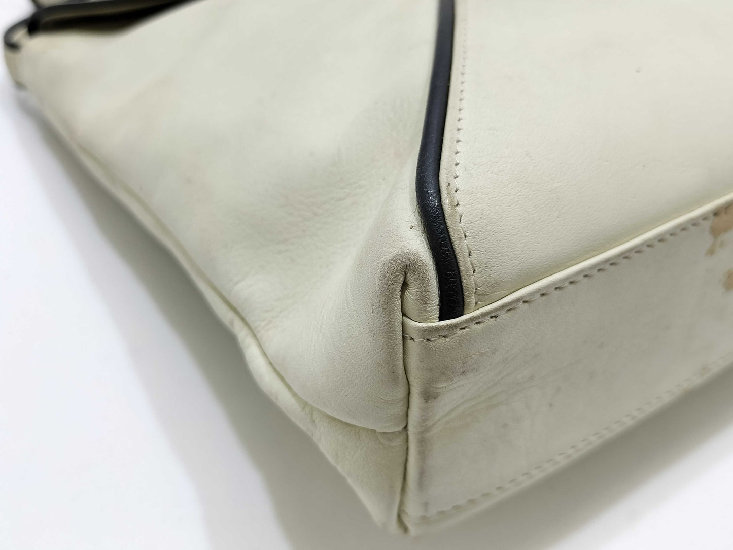 BALENCIAGA One-Shoulder Shoulder Bag