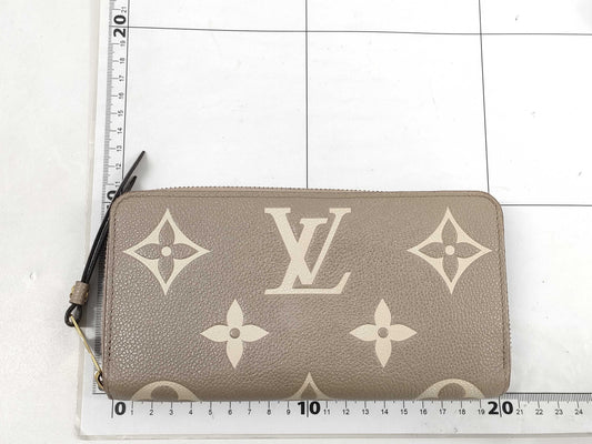 LOUIS VUITTON Empreinte Zippy Wallet IC Card Holder