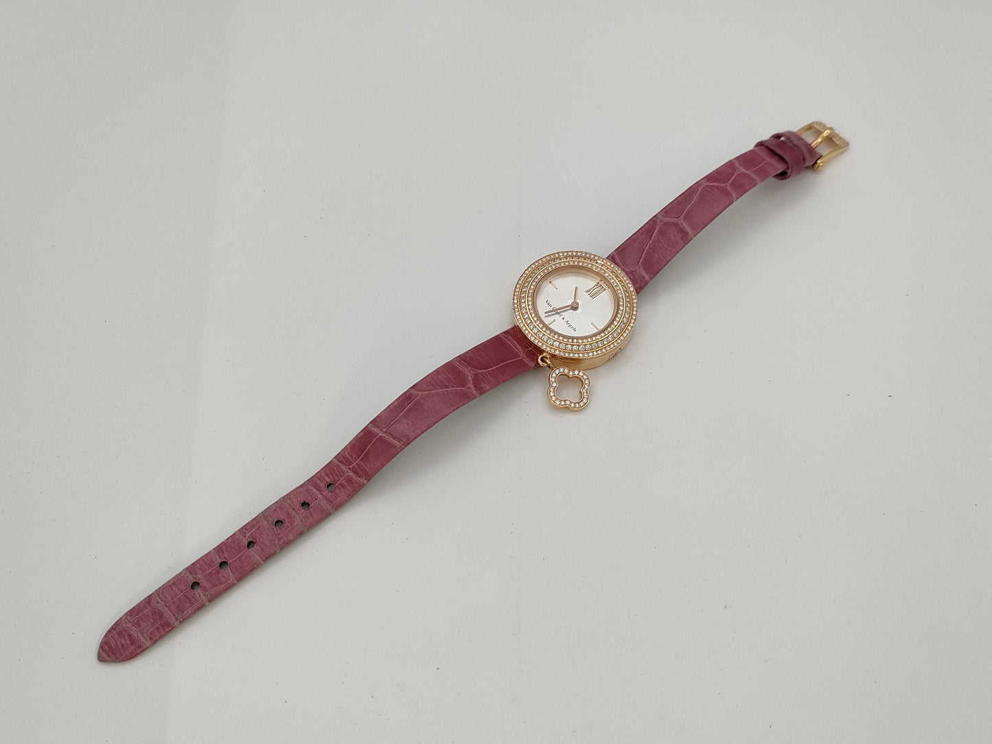 Van Cleef & Arpels Charm Watch VCARO29700 HH44377 2575164 Quartz 18K Gold Women's Watch