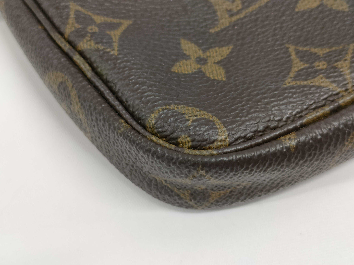 LOUIS VUITTON Monogram Accessoires M51980 Pouch