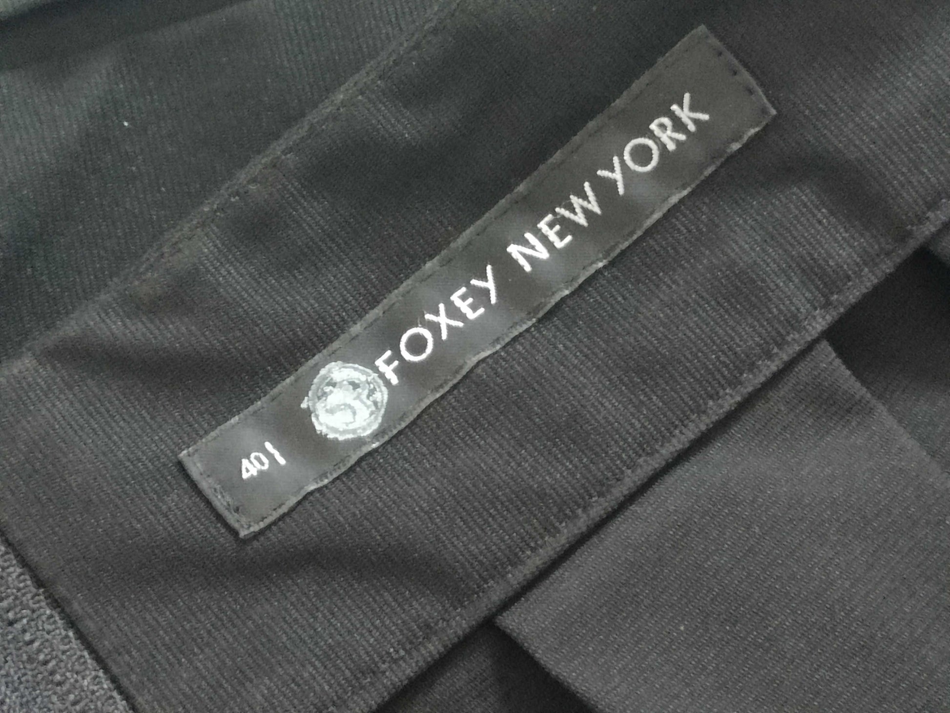 FOXEY Foxy New York Skirt Size 40