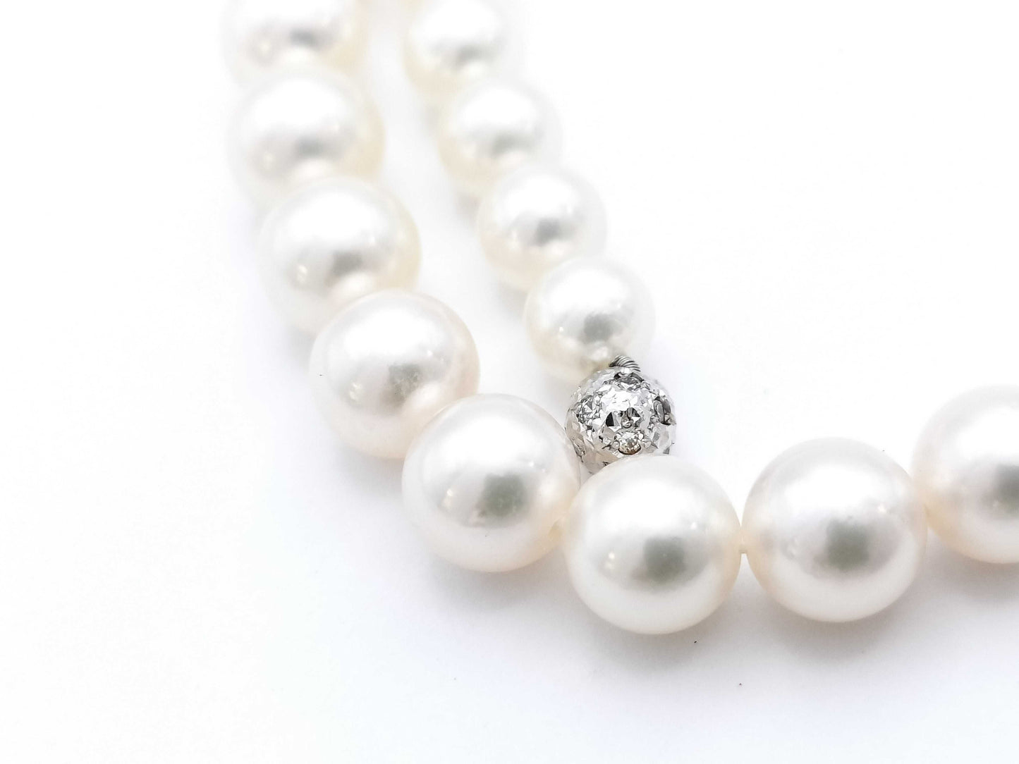 TASAKI Pearl Necklace, 5.2mm-8.5mm Diameter, 0.62ct, 18K White Gold, 61.1g