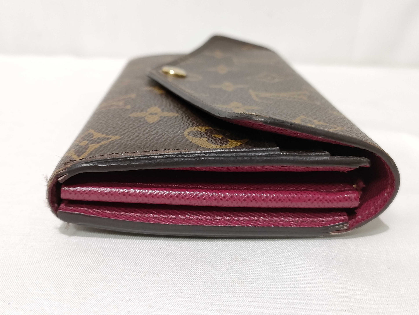 LOUIS VUITTON Monogram LOUIS VUITTON Portefeuille Sarah Monogram Long Wallet