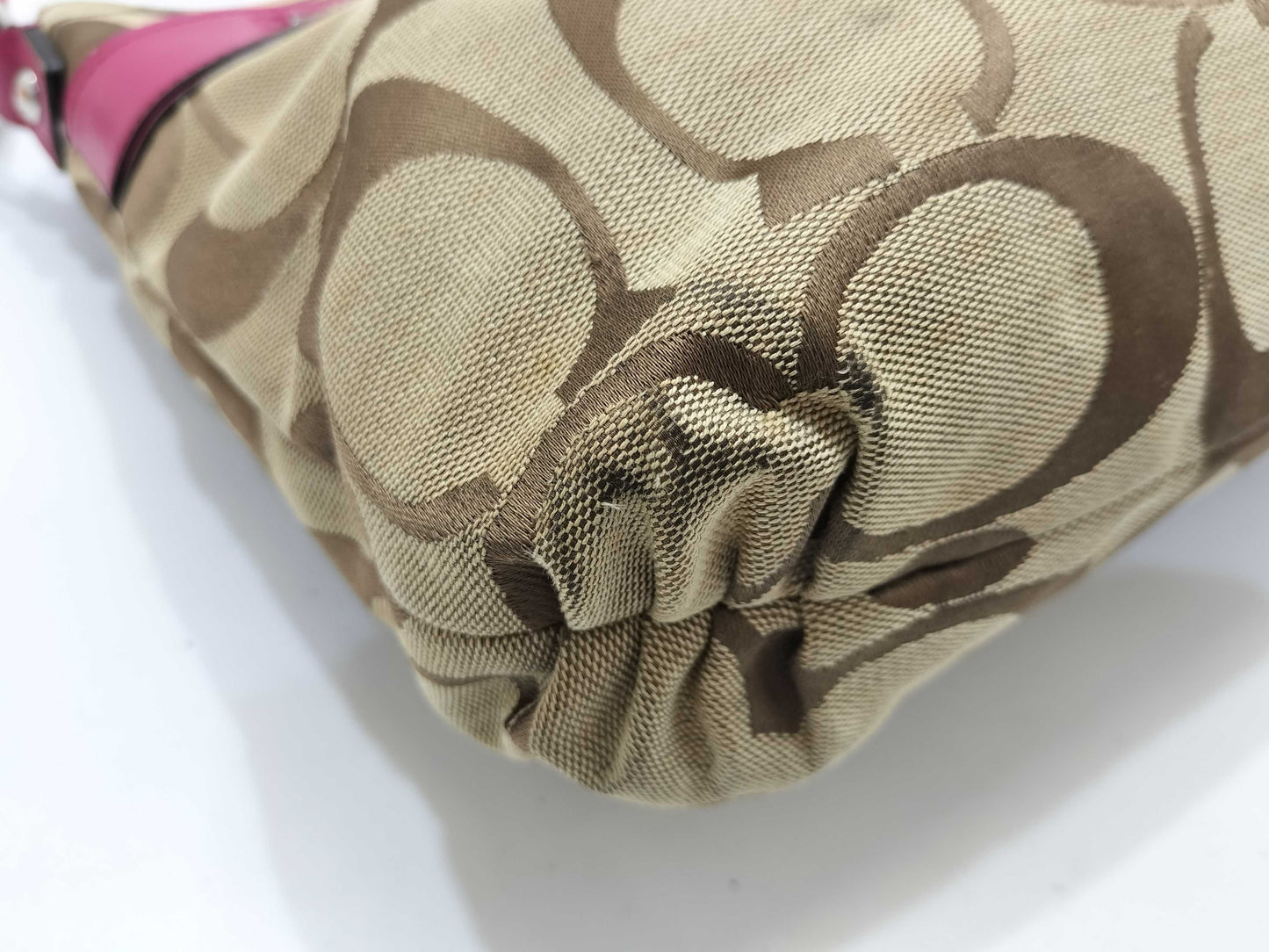COACH Signature Brand Shoulder Bag