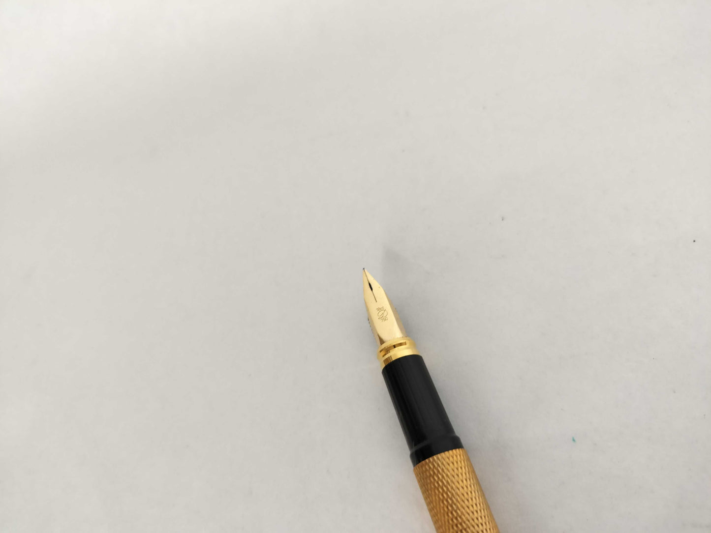 S.T. Dupont S.T. Dupont brand pens and fountain pens
