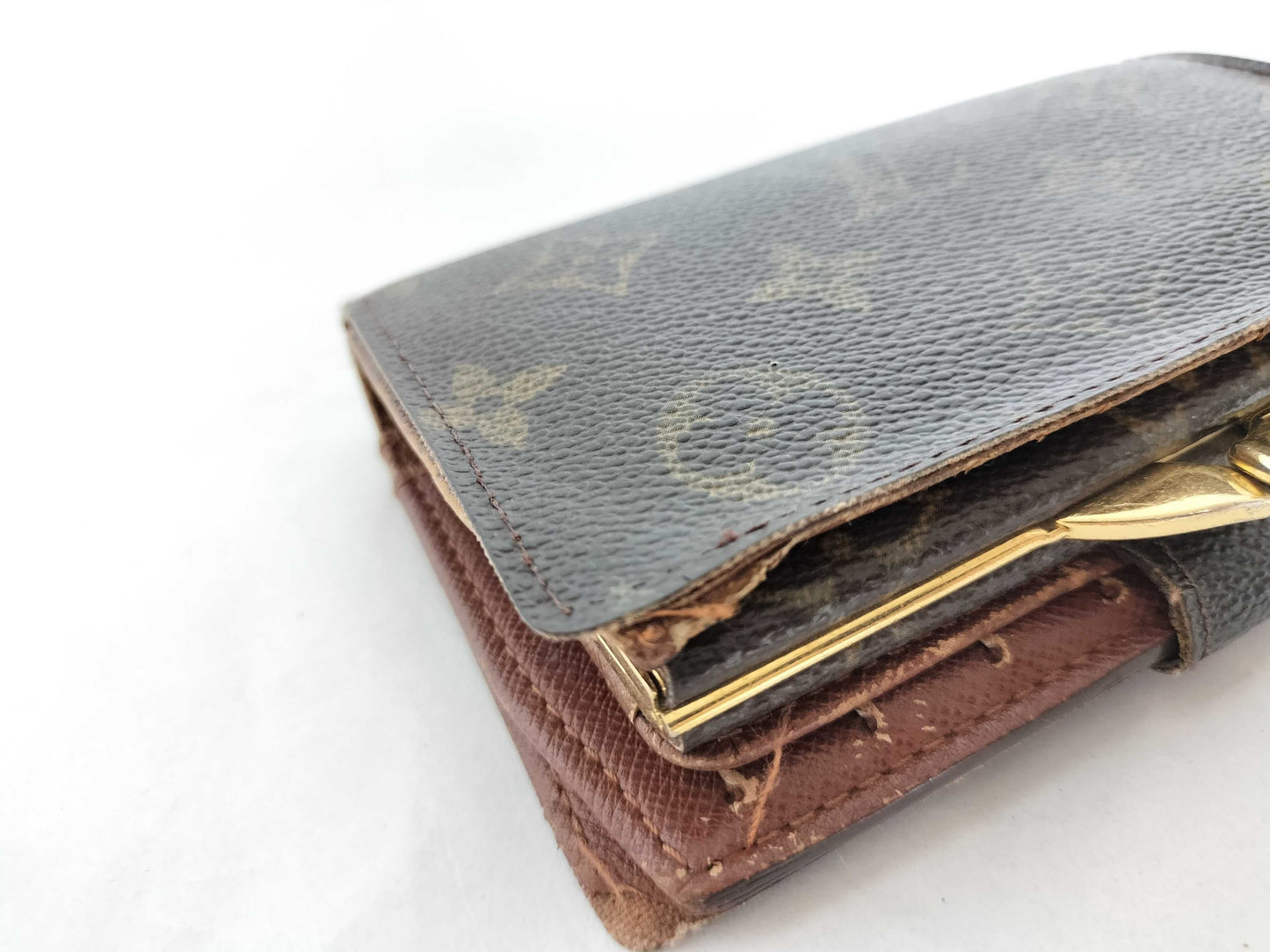 LOUIS VUITTON LOUIS VUITTON Monogram Louis Vuitton Wallet