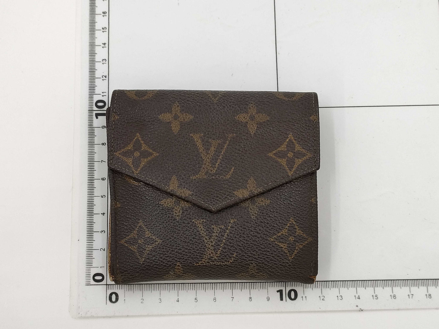 LOUIS VUITTON LOUIS VUITTON Vuitton wallet