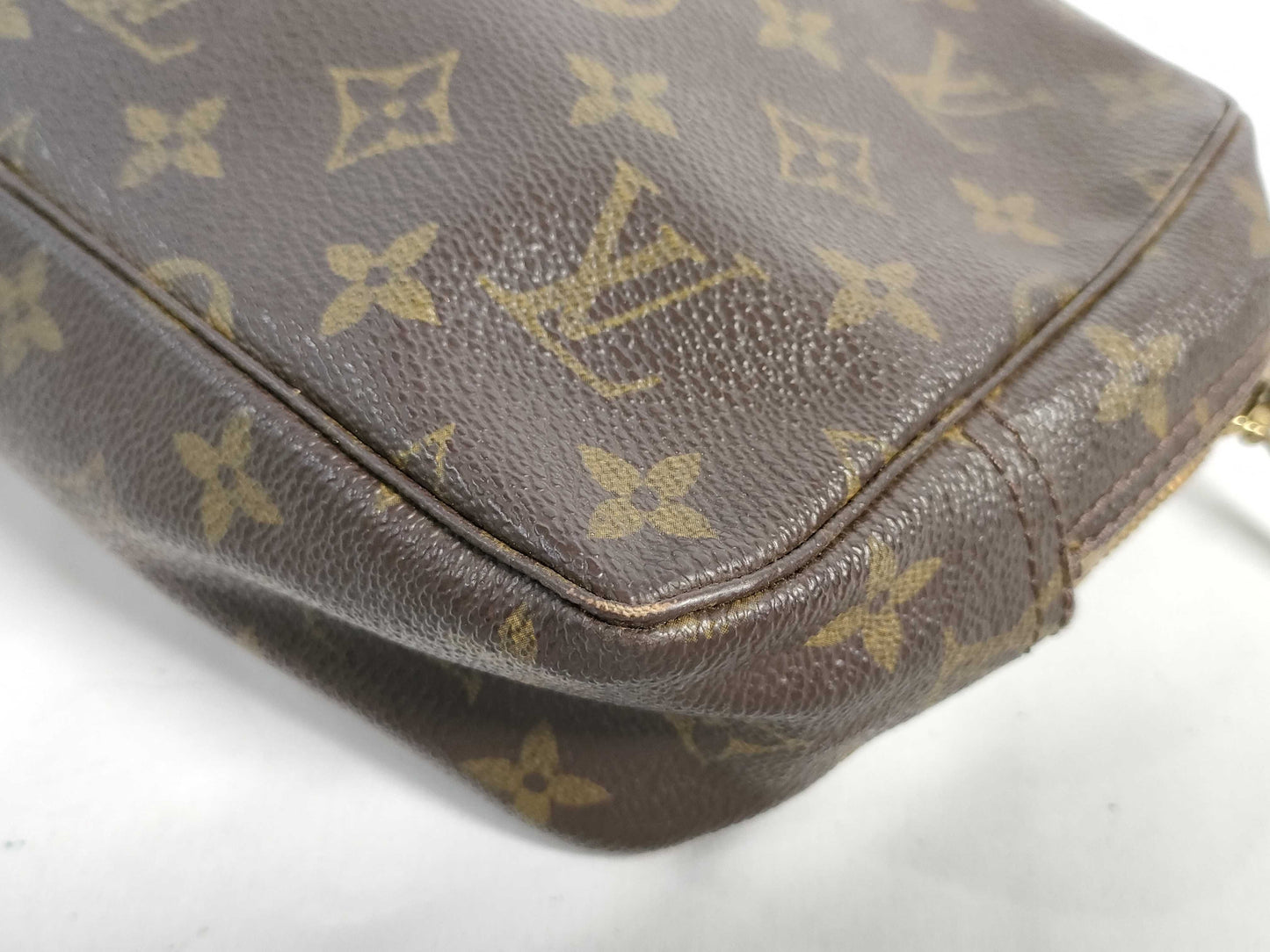 LOUIS VUITTON Monogram Louis Vuitton Second Bag