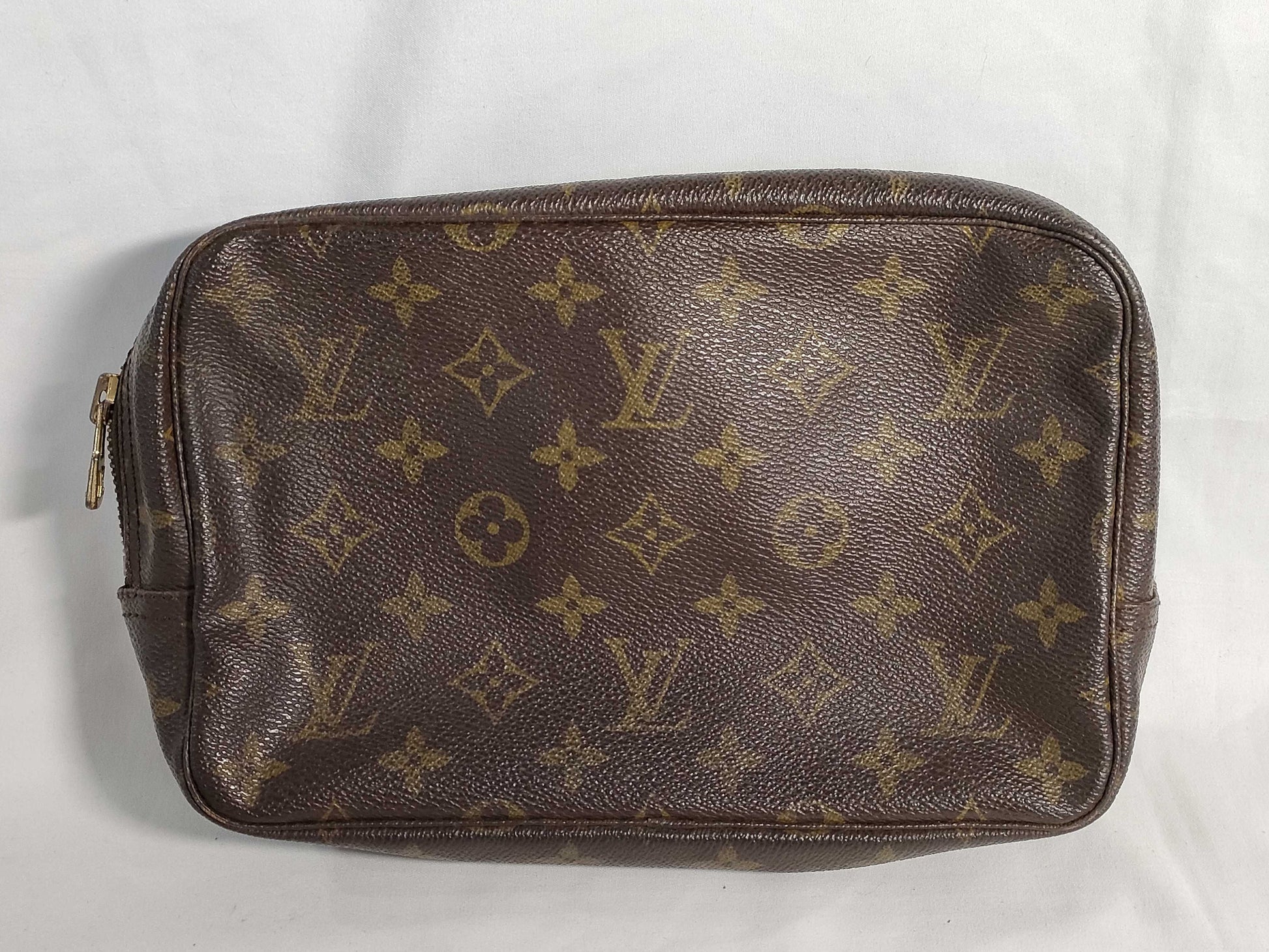 LOUIS VUITTON Monogram Louis Vuitton Second Bag