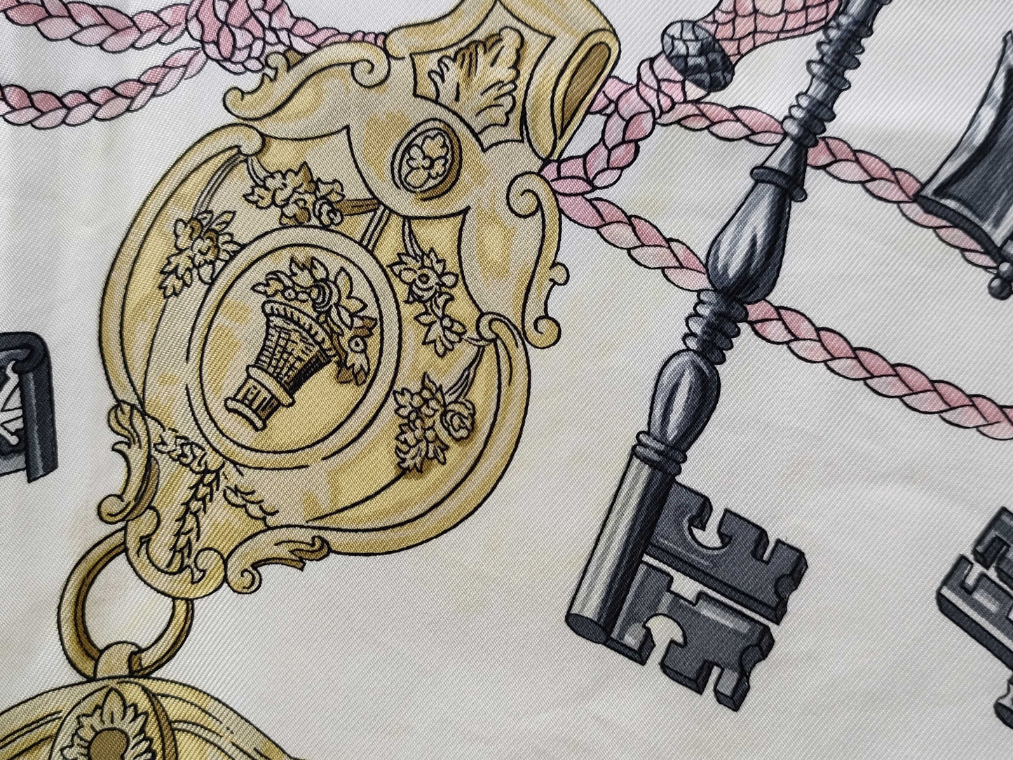 HERMES Hermes scarf