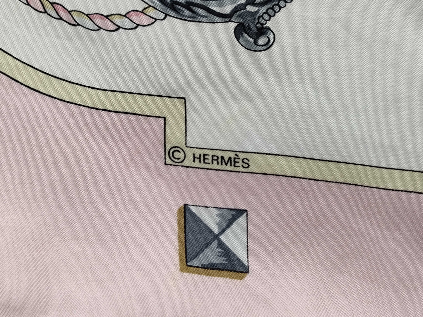 HERMES Hermes scarf