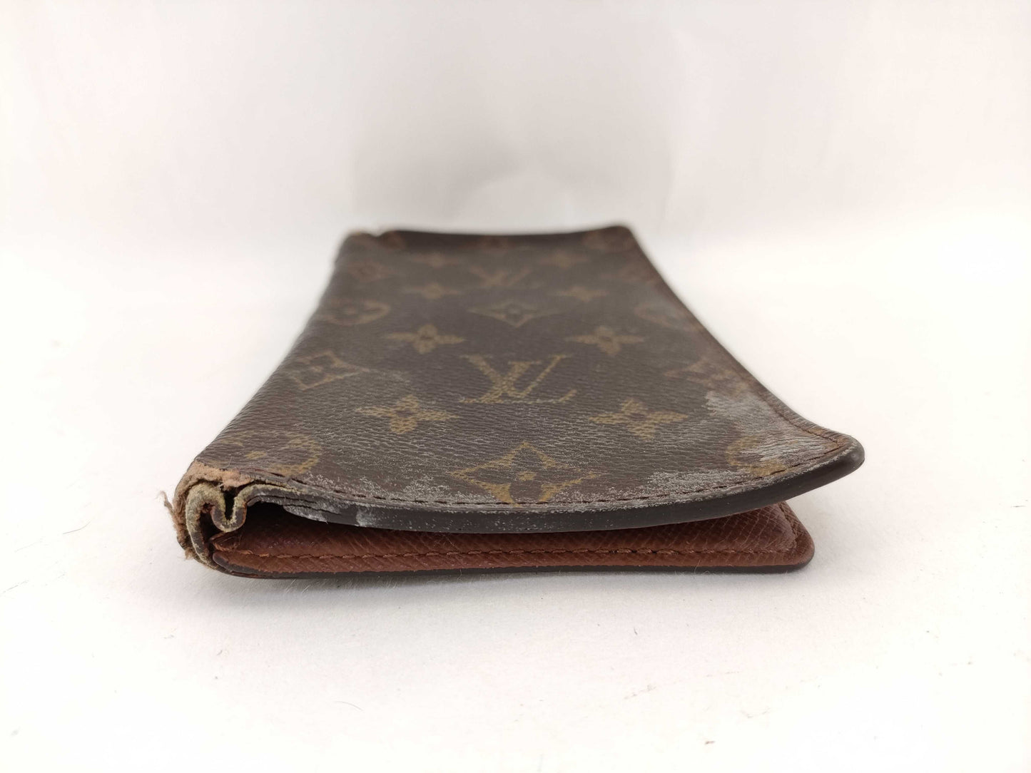 LOUIS VUITTON Monogram Louis Vuitton Billfold