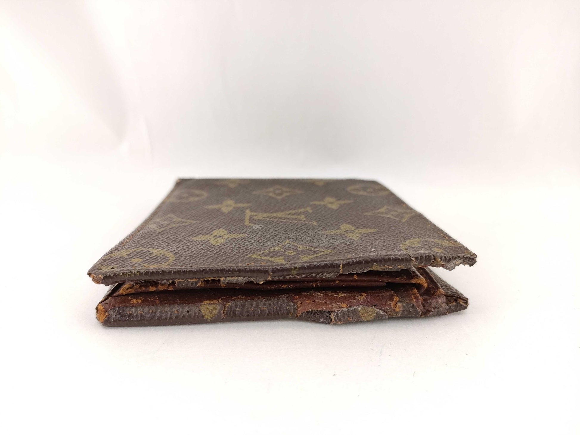 LOUIS VUITTON Monogram Louis Vuitton Wallet