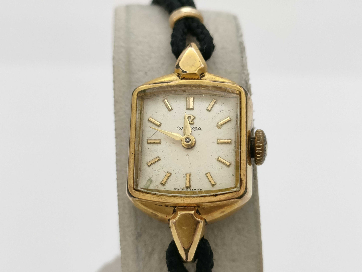 OMEGA Hand-wound Women's Watch