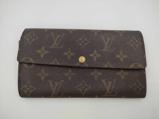 LOUIS VUITTON Monogram Louis Vuitton Wallet