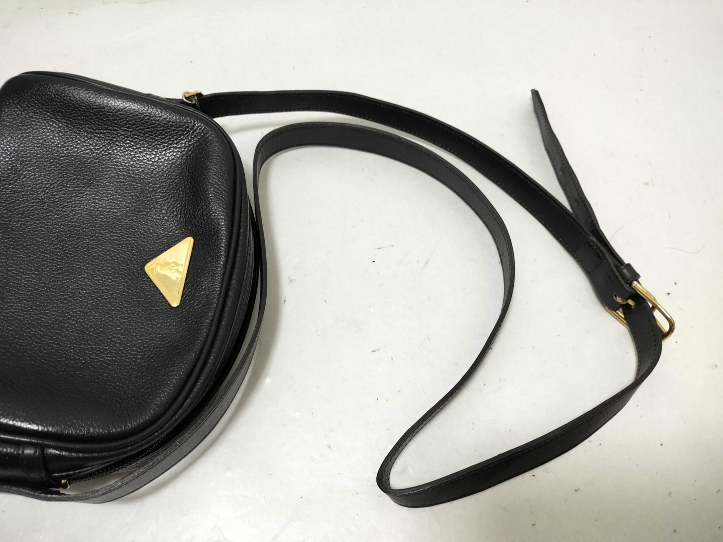 Yves Saint Laurent Yves Saint Laurent Shoulder Bag Leather Black Shoulder Bag