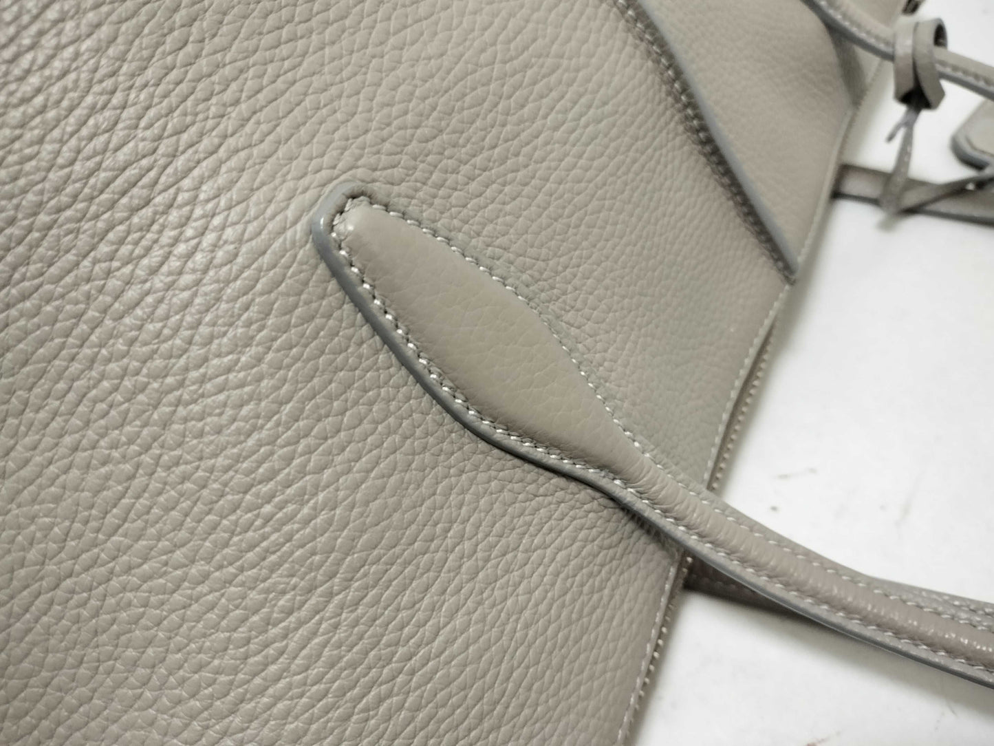 TODS Tod's Handbag Tote Bag Leather Tote Bag