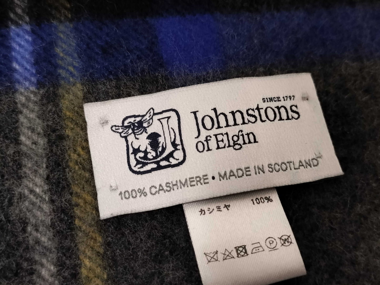 Johnstons Large Check Cashmere Scarf, Multicolor, Approx. 73 x 204cm