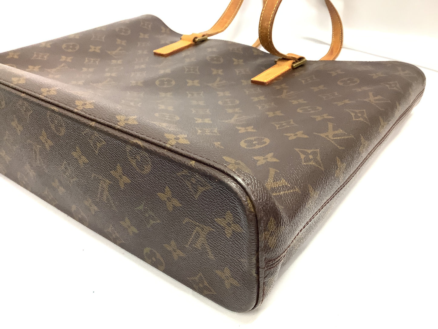 LOUIS VUITTON Luco Tote Bag
