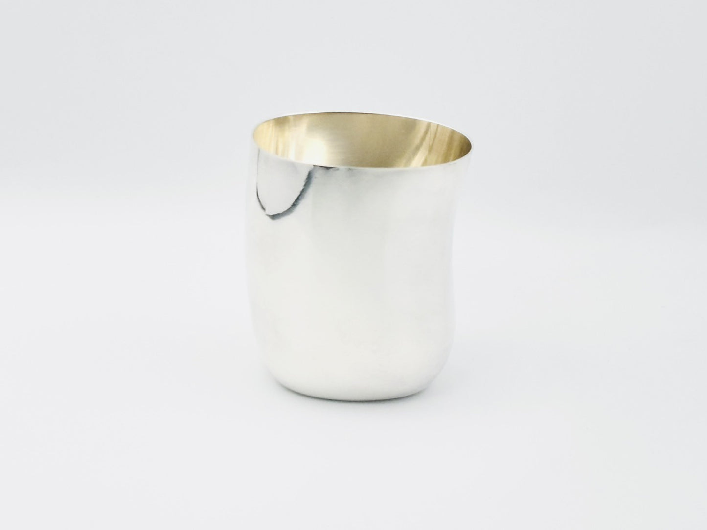 GUCCI Baby GG Logo 9000L Cup/Tumbler, 925 Sterling Silver, 107.5g, Silverware, Other Accessories
