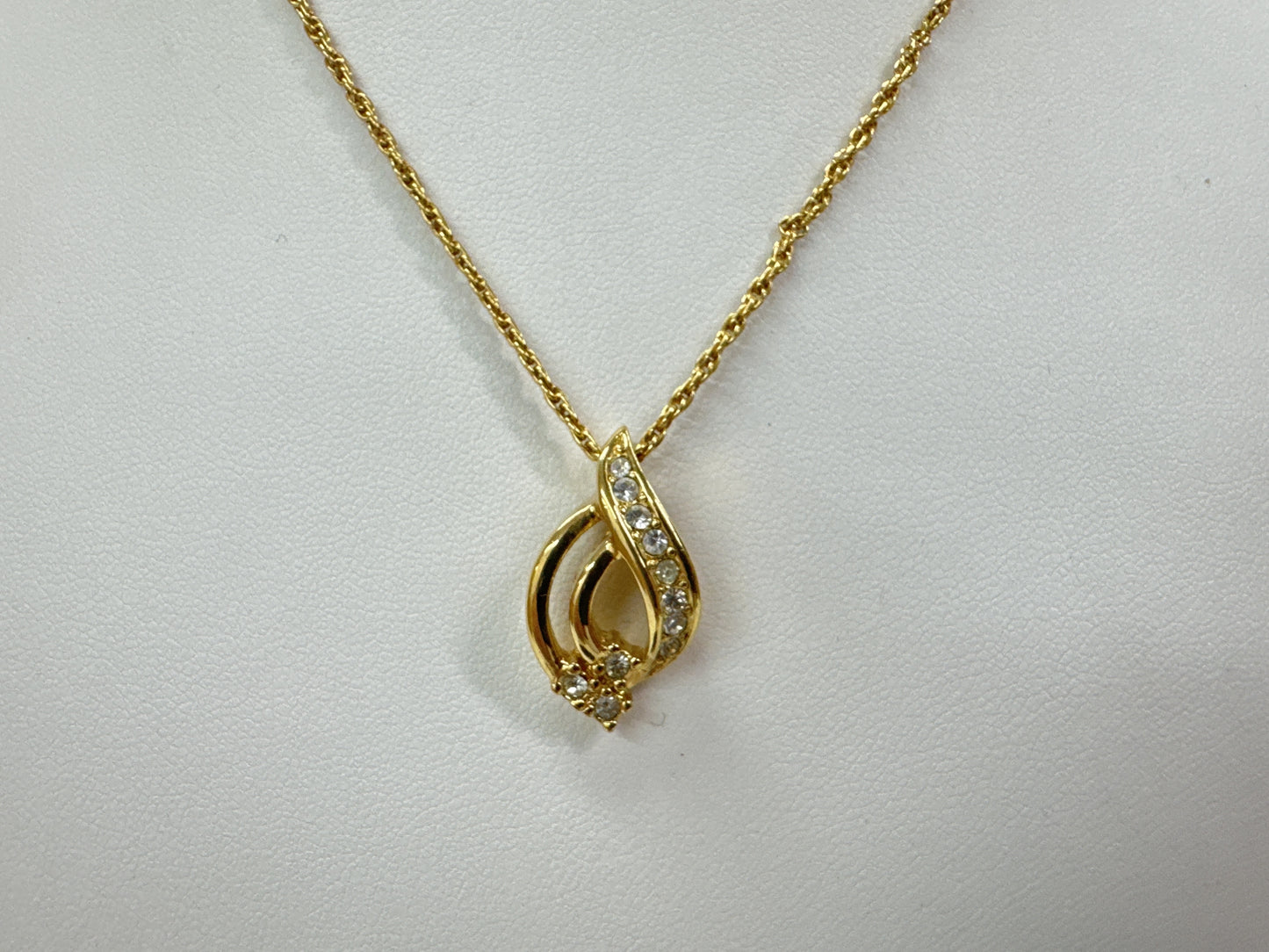 Dior necklace with approximately 46cm chain