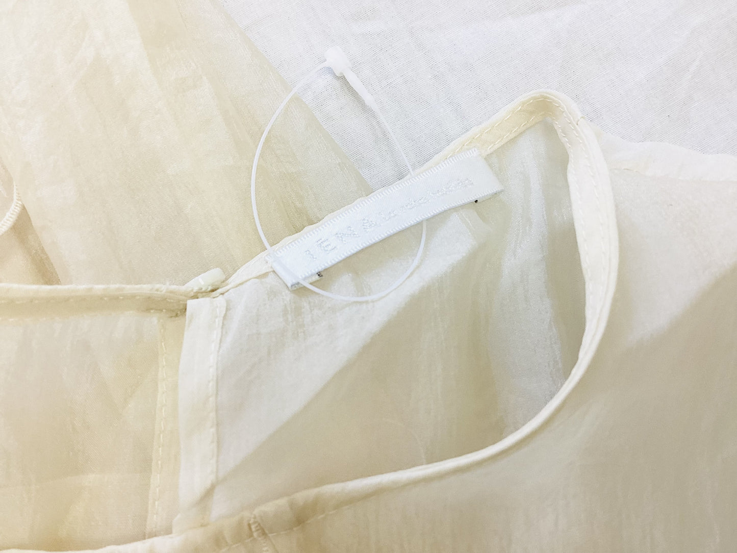 Unused IENA ALMA pour IENA Ruffle Dress, White, Web & Maison IENA Jiyugaoka Store Exclusive Color, New with Tags, 41,800 yen , Size 36, Dress