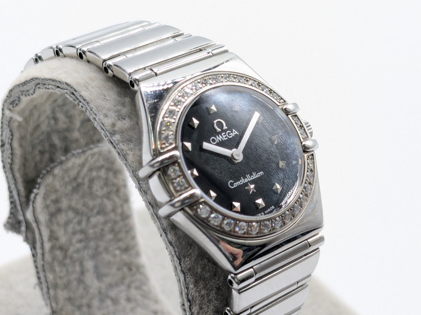 OMEGA 1465.51 57428222 Quartz Black Dial Women's Watch