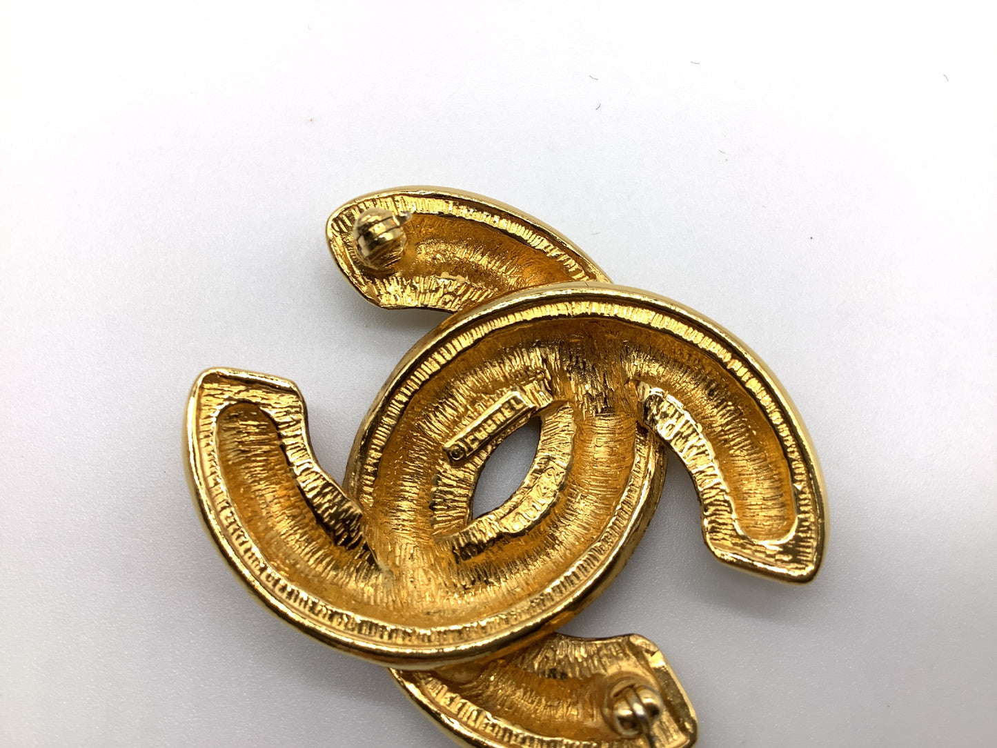 CHANEL Coco Mark Matelasse Brooch 1142 Gold Engraved Brooch