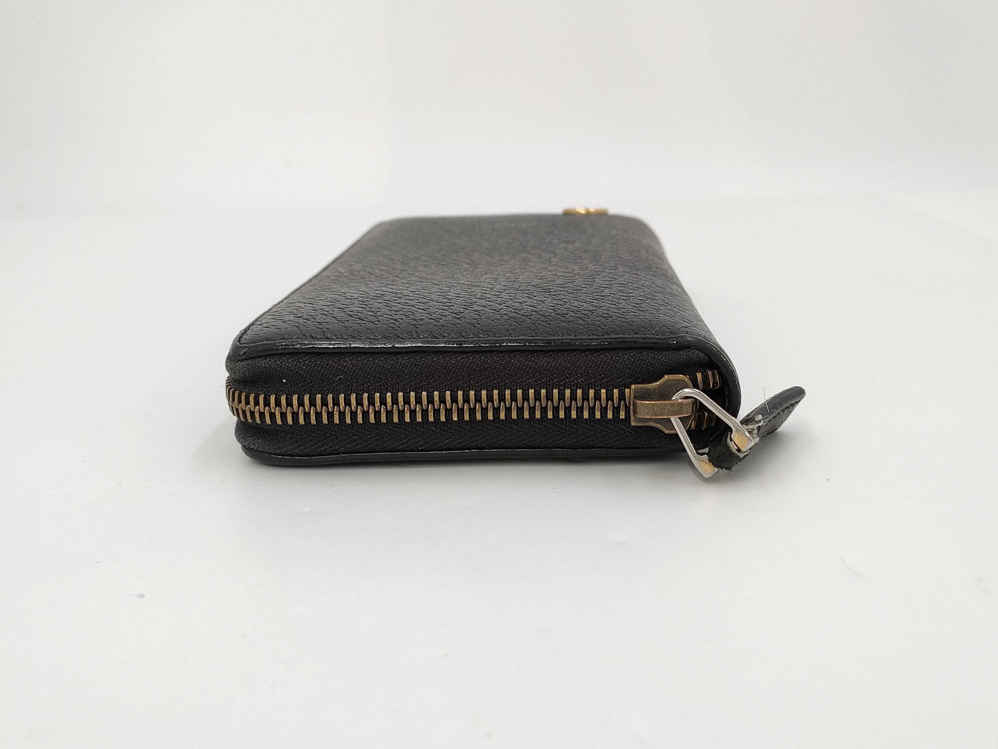GUCCI Long Wallet with Round Zipper, Black
