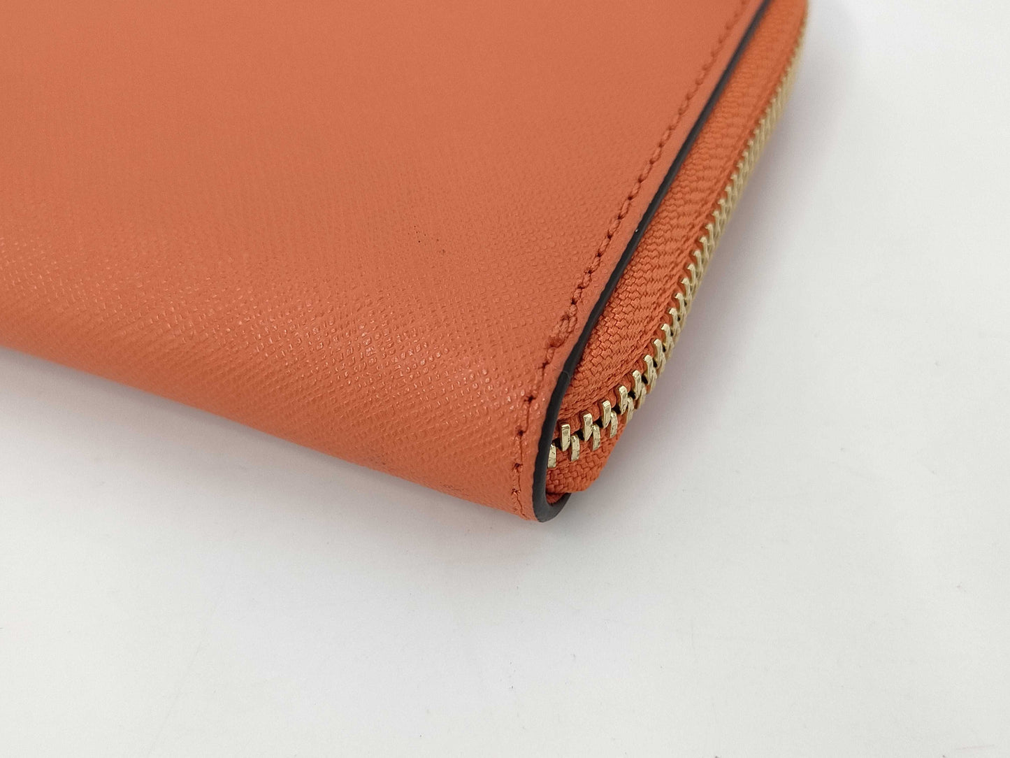 Michael Kors long wallet with round zipper, orange