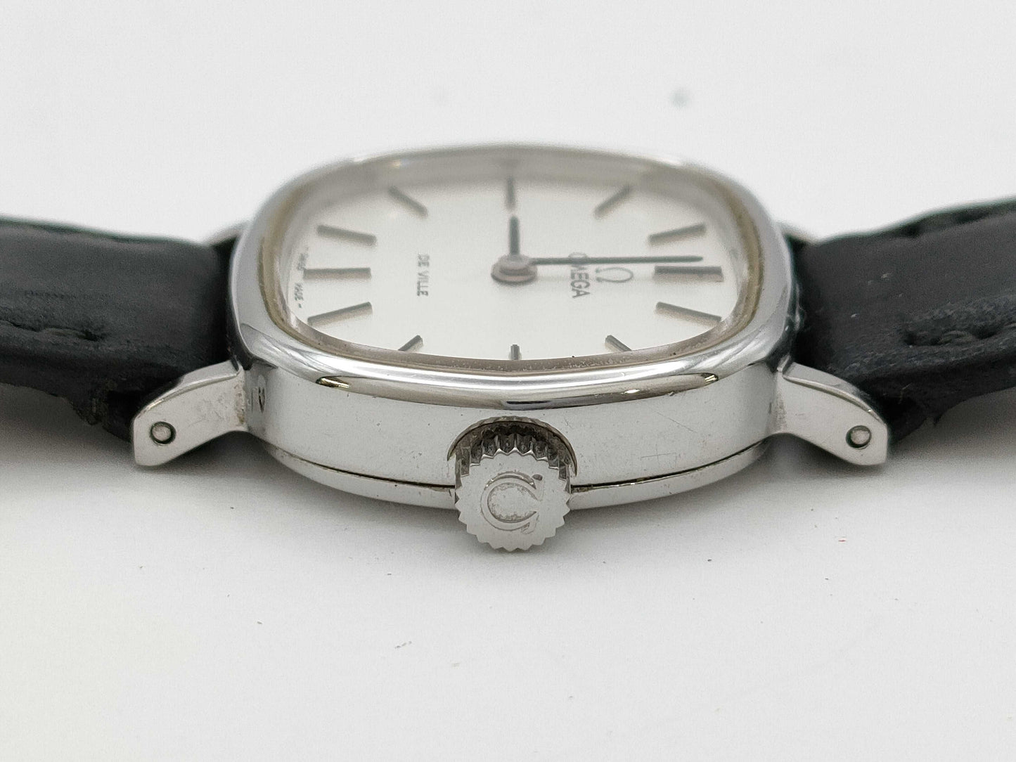 OMEGA De Ville Hand-Wound Women's Watch