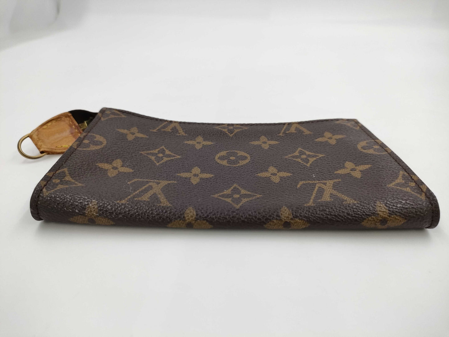LOUIS VUITTON Monogram Bucket Pouch