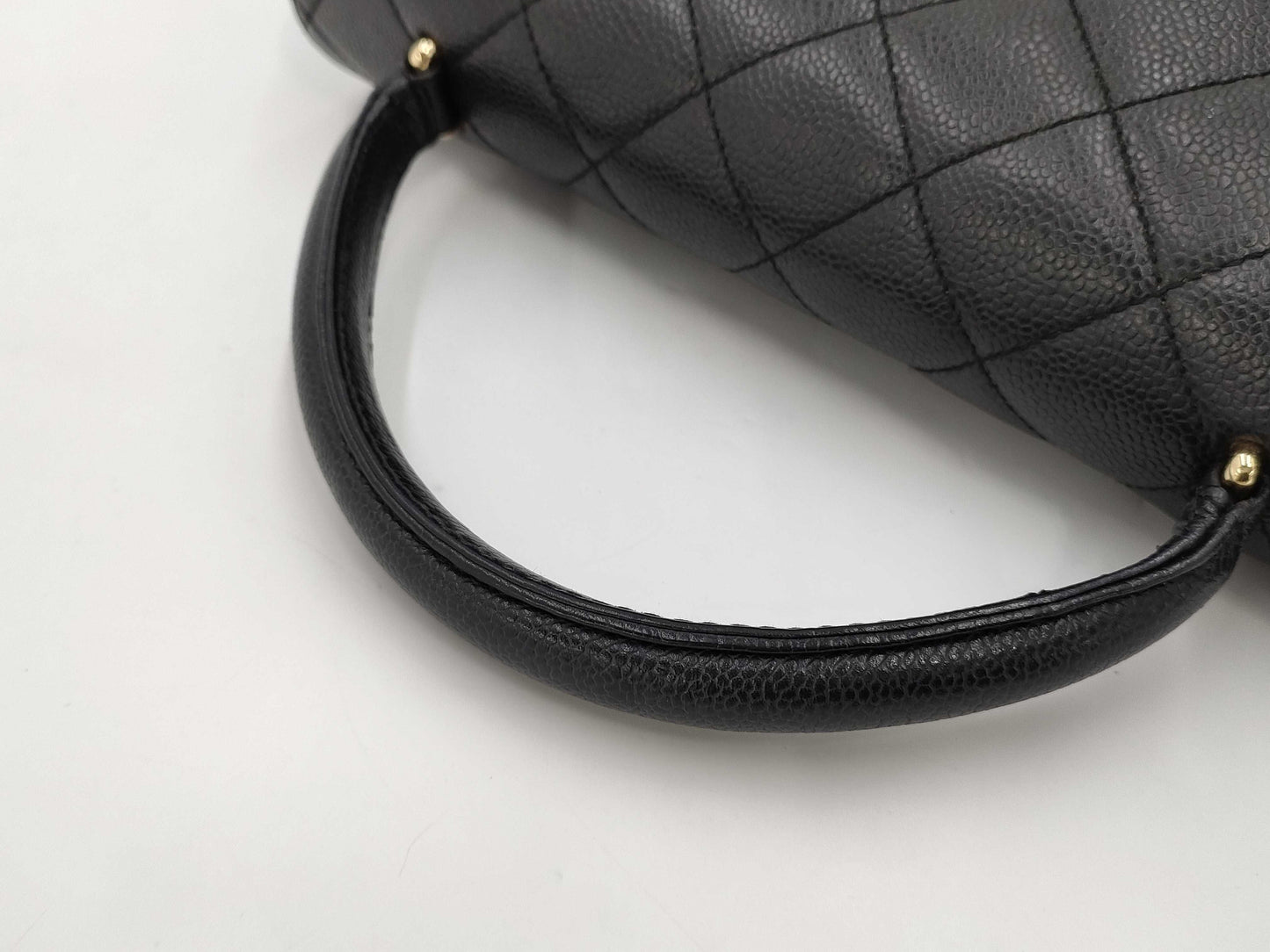 CHANEL Caviar Skin Matelasse Caviar Skin Handbag