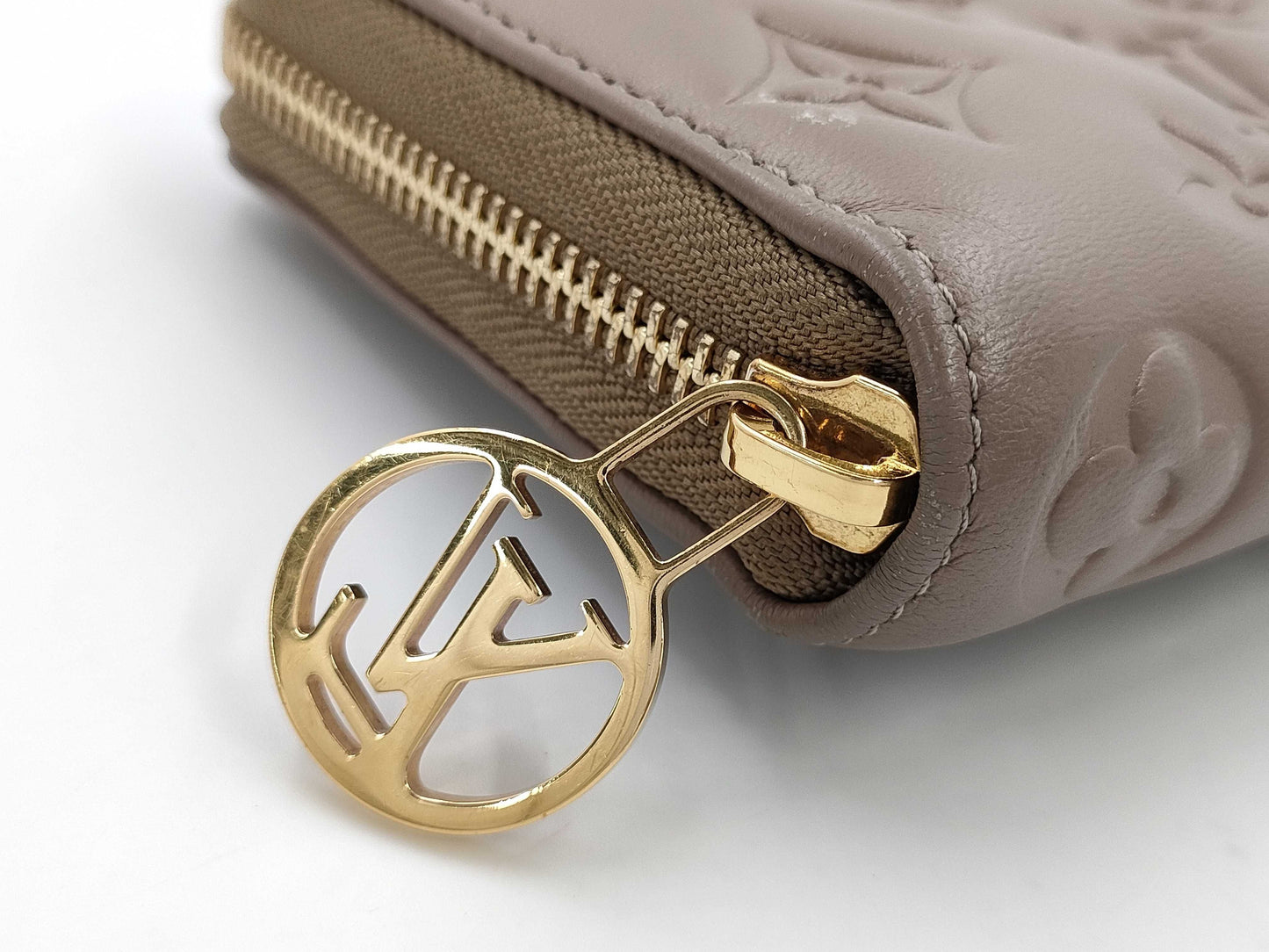 LOUIS VUITTON LOUIS VUITTON LV Empreinte Zippy Wallet