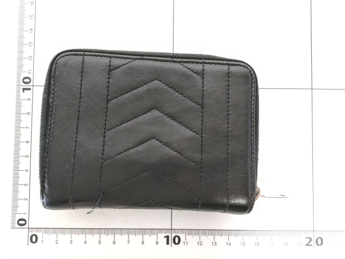 SAINT LAURENT SAINT LAURENT Paris Logo Leather Wallet 437470 Accessories: Box, Dust Bag