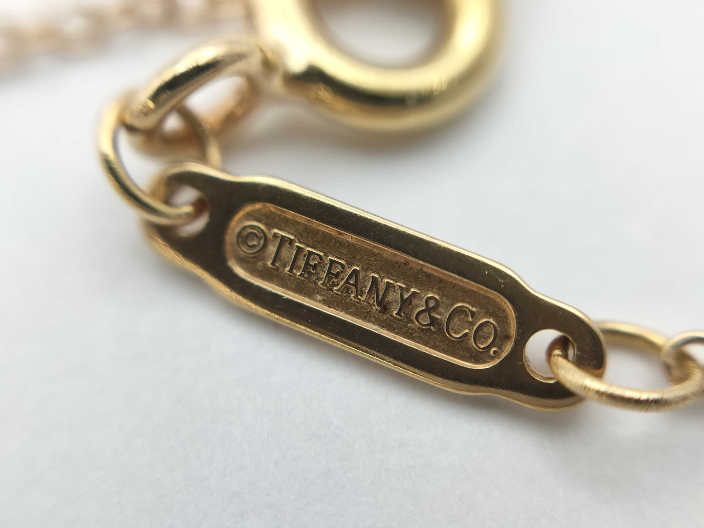 Tiffany & Co. T Smile Small Necklace in Yellow Gold and Au750, 2.8g