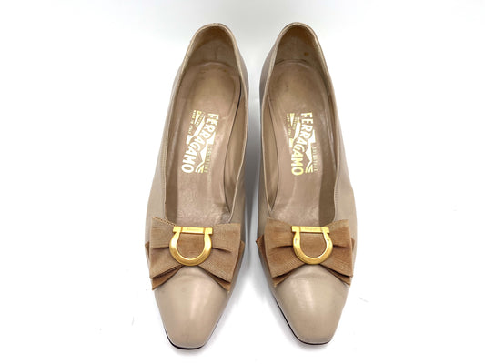 Salvatore Ferragamo Gancini Ribbon Leather Beige Pumps, Size 8 1/2