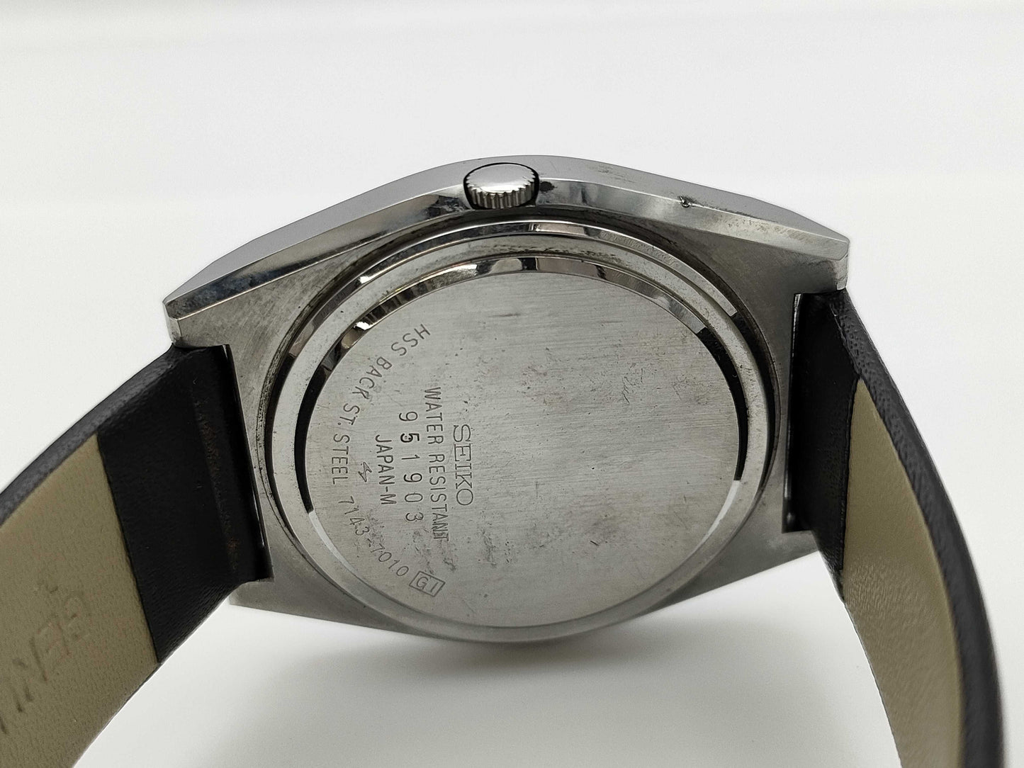 SEIKO 7143-7010 951903 Quartz Movement, Not Working, No Operational Guarantee, Men's Watch