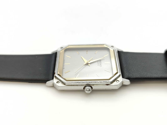 SEIKO 9021-504A 3N3459 Quartz Women's Watch, Not Working, No Operational Guarantee