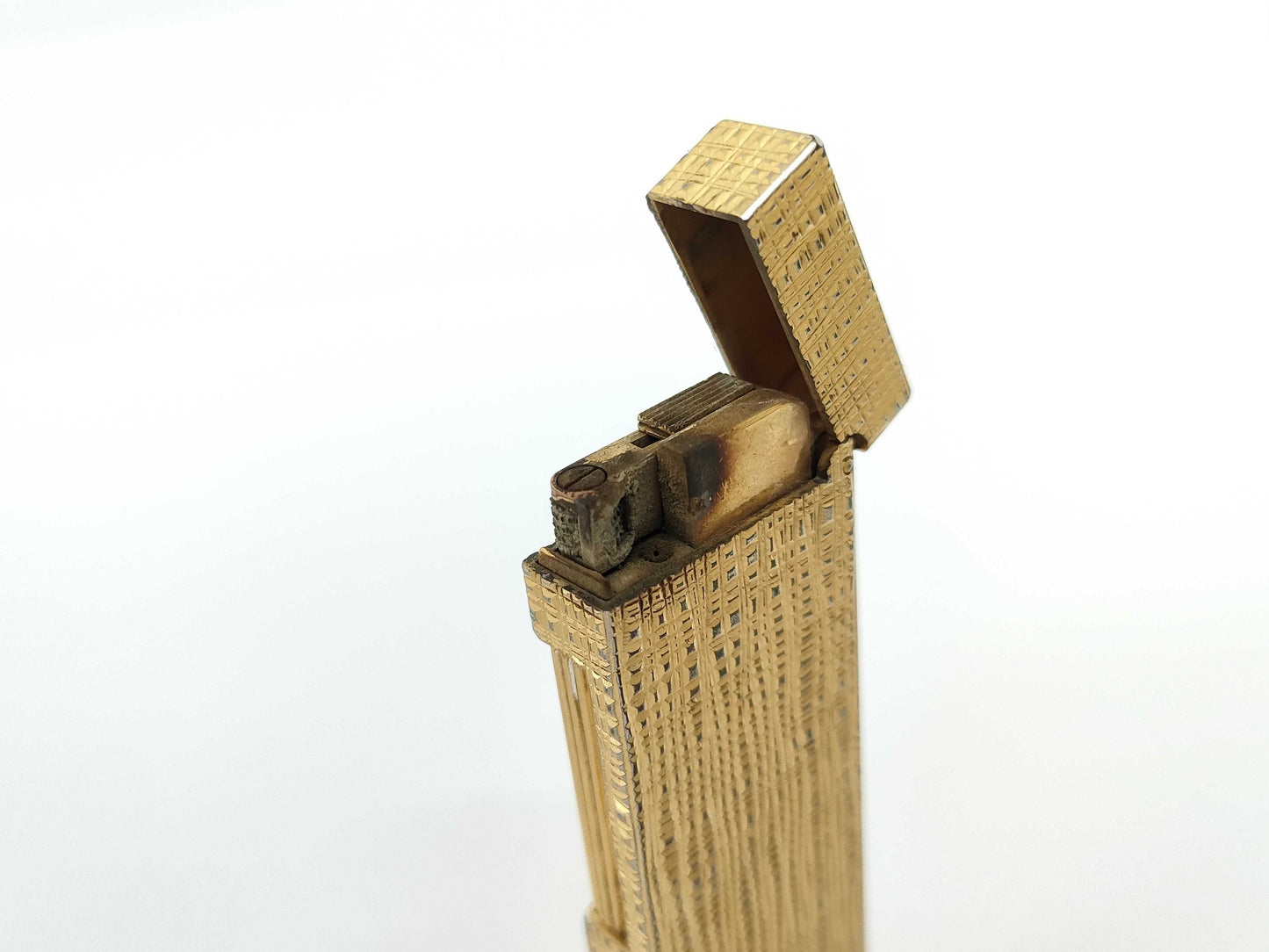 dunhill dunhill lighter gold all-over pattern lighter other accessories
