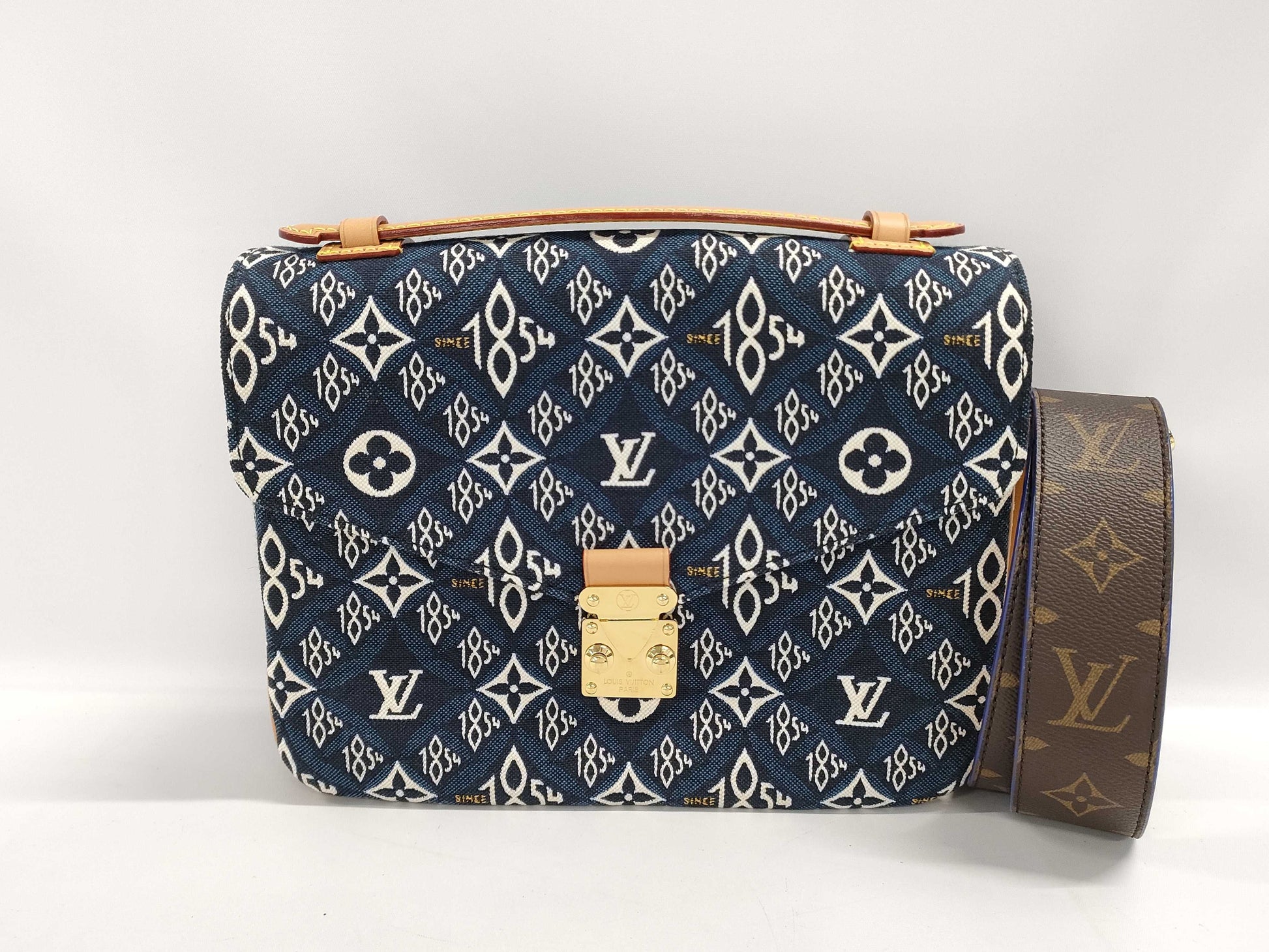 LOUIS VUITTON Pochette Metis MM Since 1854 Navy M57395 Shoulder Bag