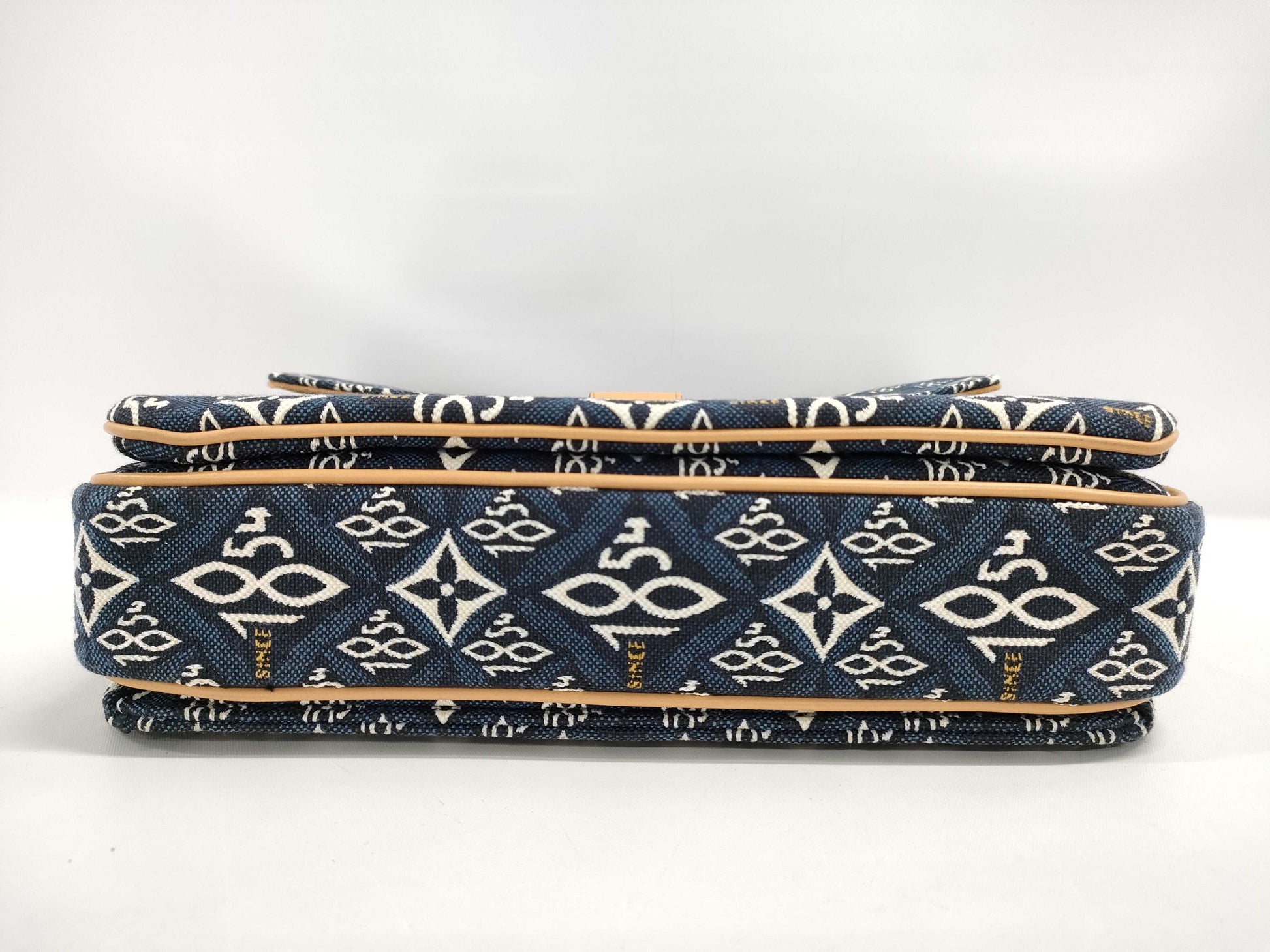 LOUIS VUITTON Pochette Metis MM Since 1854 Navy M57395 Shoulder Bag