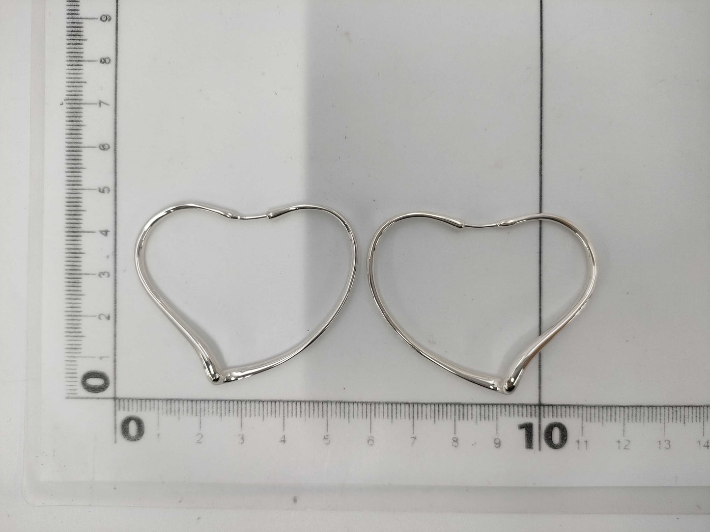 Tiffany & Co. Tiffany Elsa Peretti Open Heart Hoop Earrings, Medium, Ag925, 9.9g