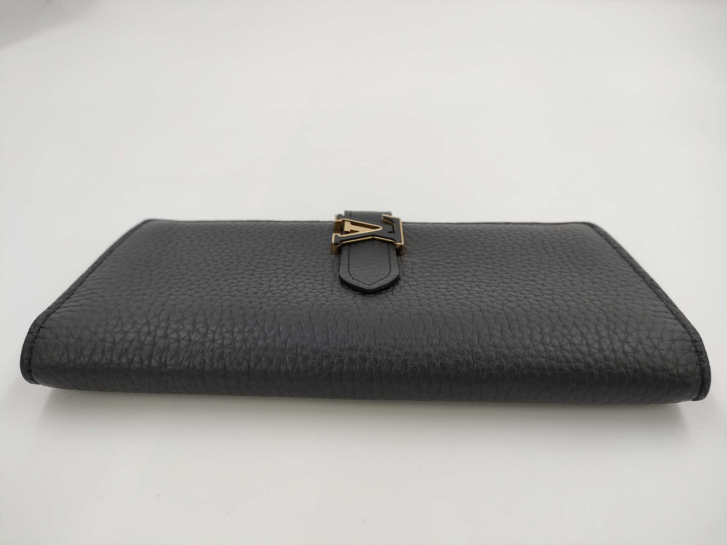 LOUIS VUITTON Taurillon LV Vertical Wallet M81330 IC Tag Box and Dust Bag Included Wallet