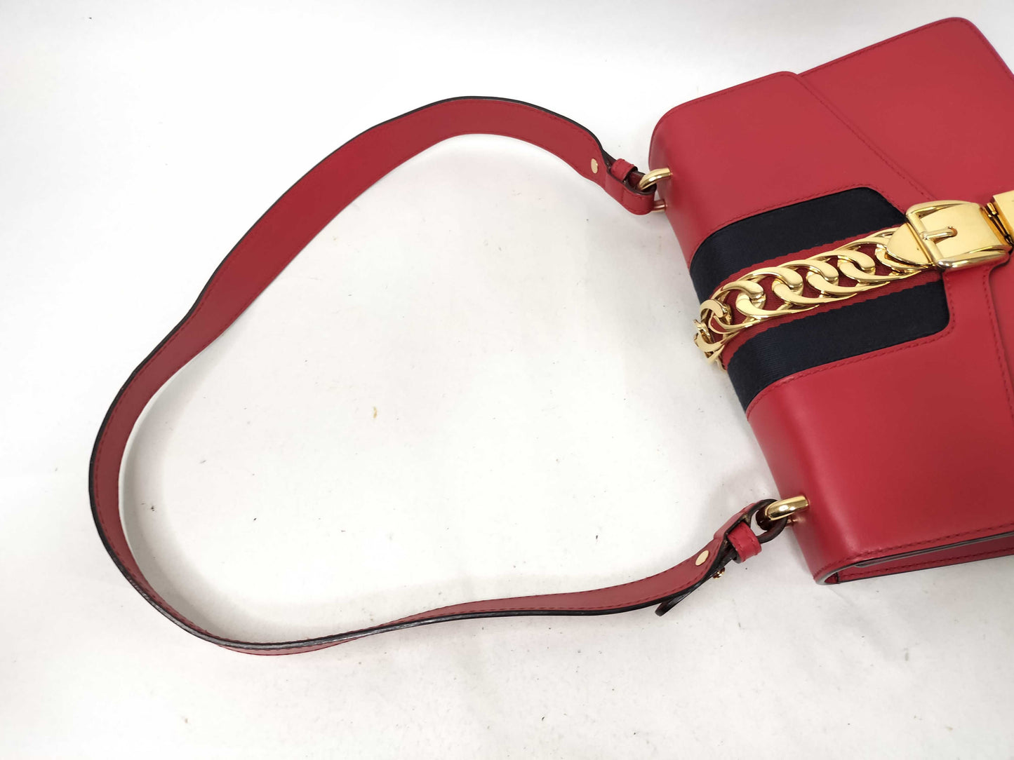 GUCCI GUCCI Sylvie Leather Red Shoulder Bag with Strap