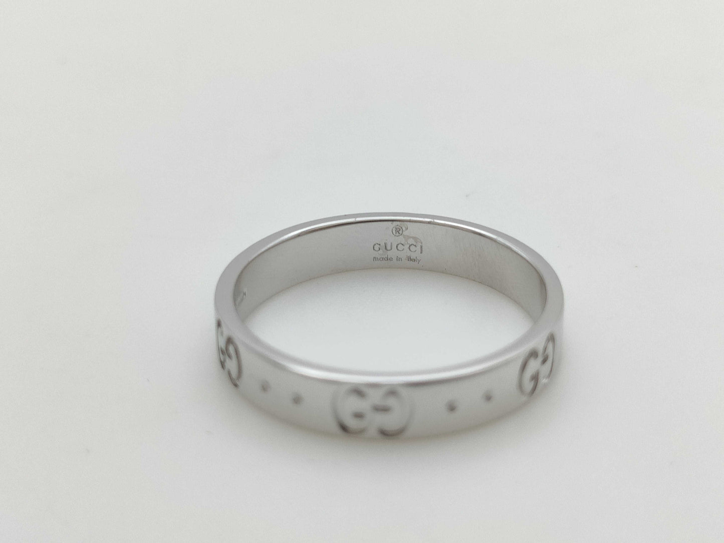 GUCCI Icon #18 WG 750 4.0g Ring