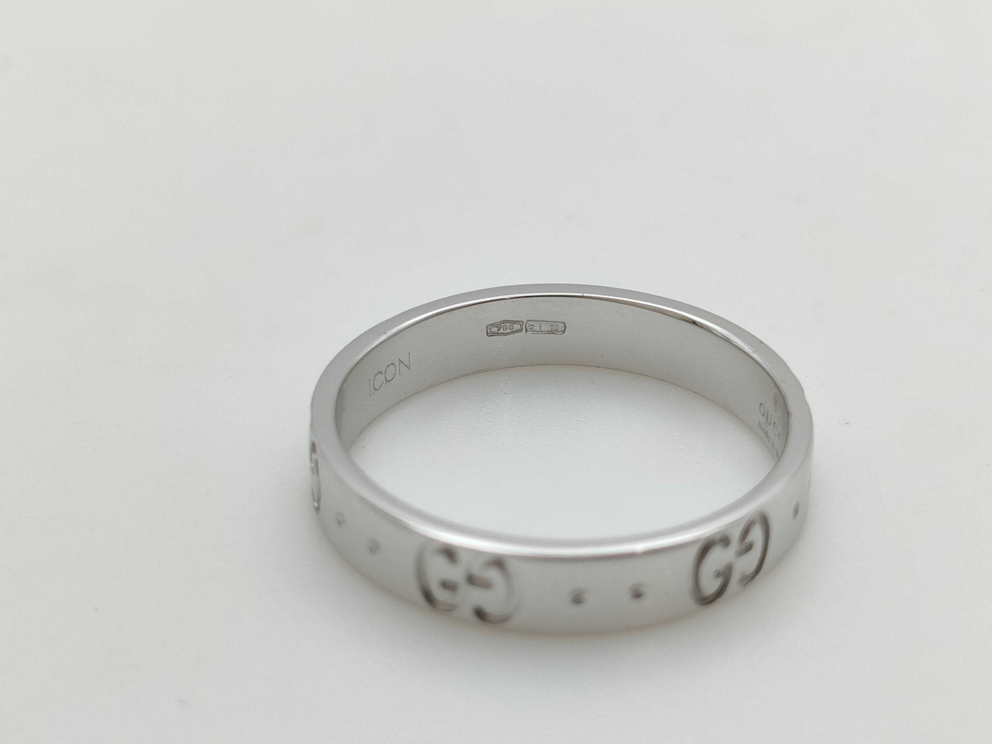 GUCCI Icon #18 WG 750 4.0g Ring