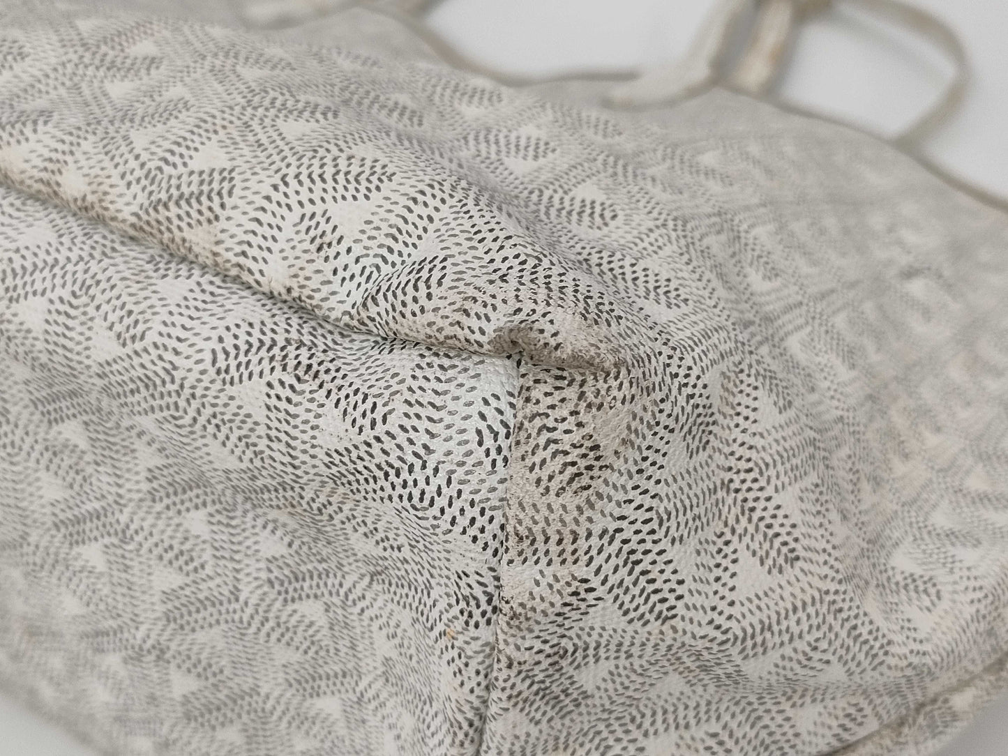 GOYARD Saint Louis Tote Bag with Pouch