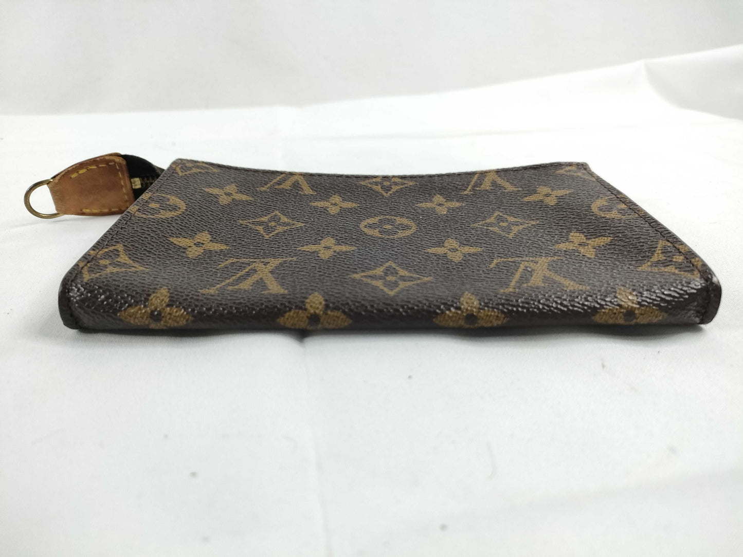LOUIS VUITTON Monogram Louis Vuitton Pouch Pouch